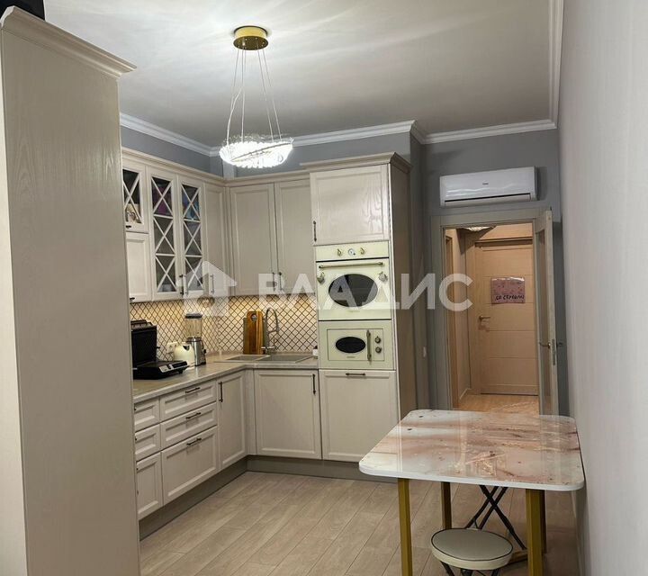 Продаётся 3-комнатная квартира, 64.5 м²