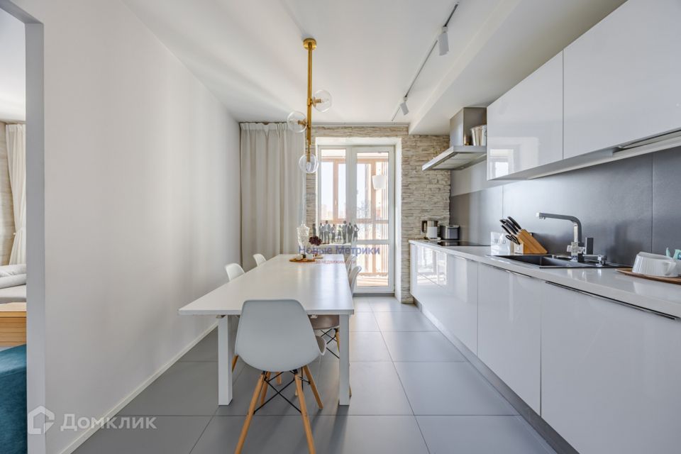 Продаётся 3-комнатная квартира, 88 м²