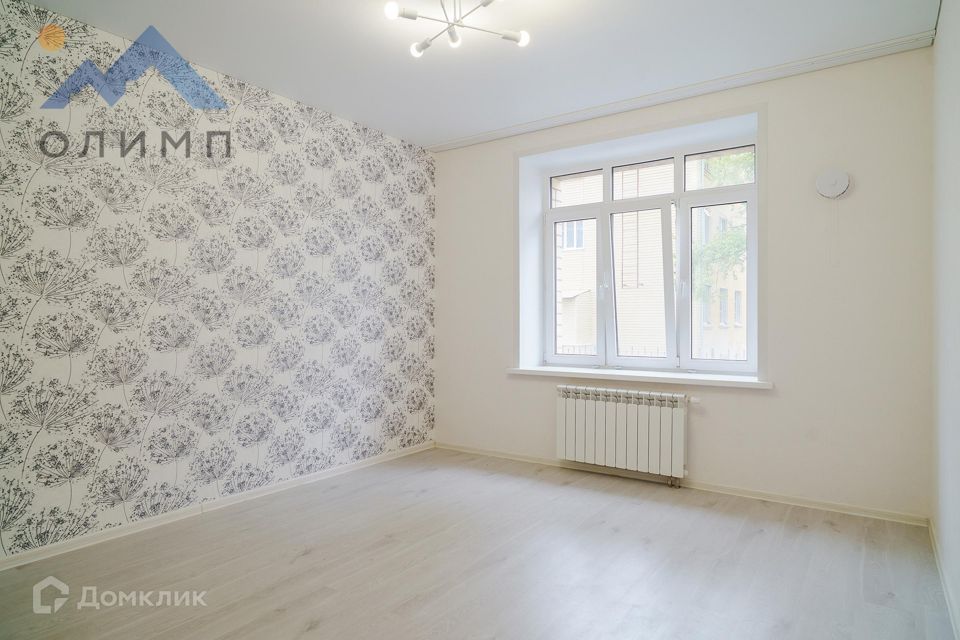 Продаётся 1-комнатная квартира, 42 м²