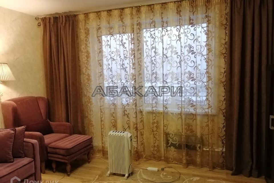 Сдаётся 1-комнатная квартира, 42 м²