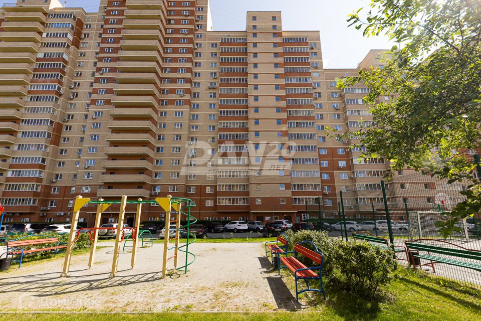 Продаётся 2-комнатная квартира, 60.7 м²