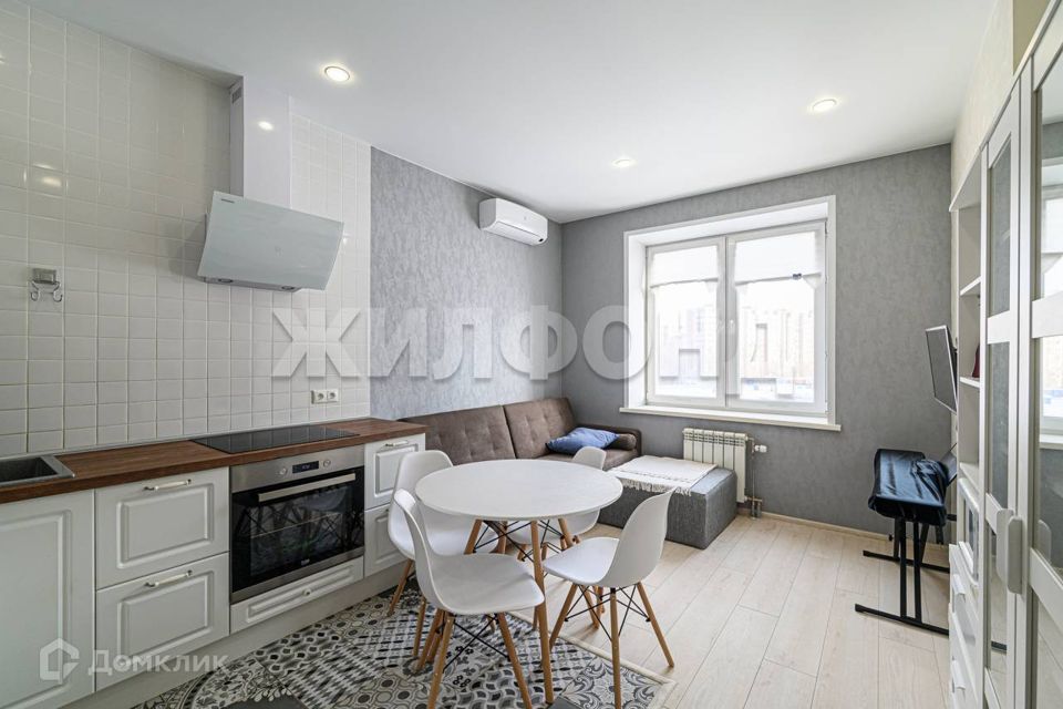 Продаётся 2-комнатная квартира, 62.4 м²