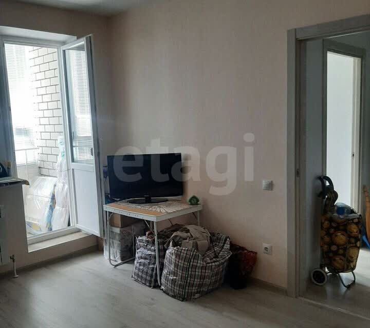Продаётся 1-комнатная квартира, 37.5 м²