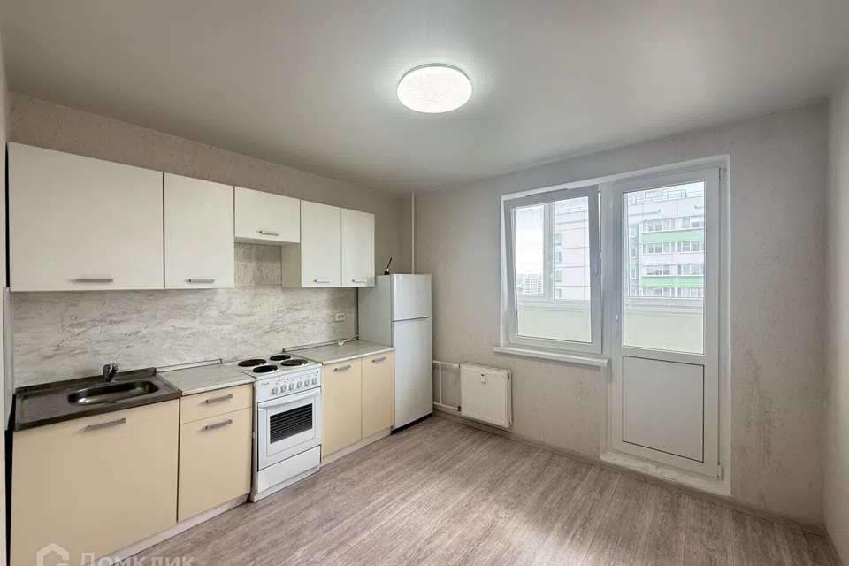 Сдаётся 1-комнатная квартира, 42 м²