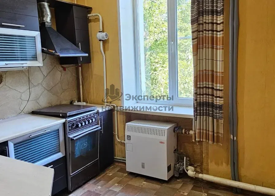 Продаётся 3-комнатная квартира, 53.9 м²