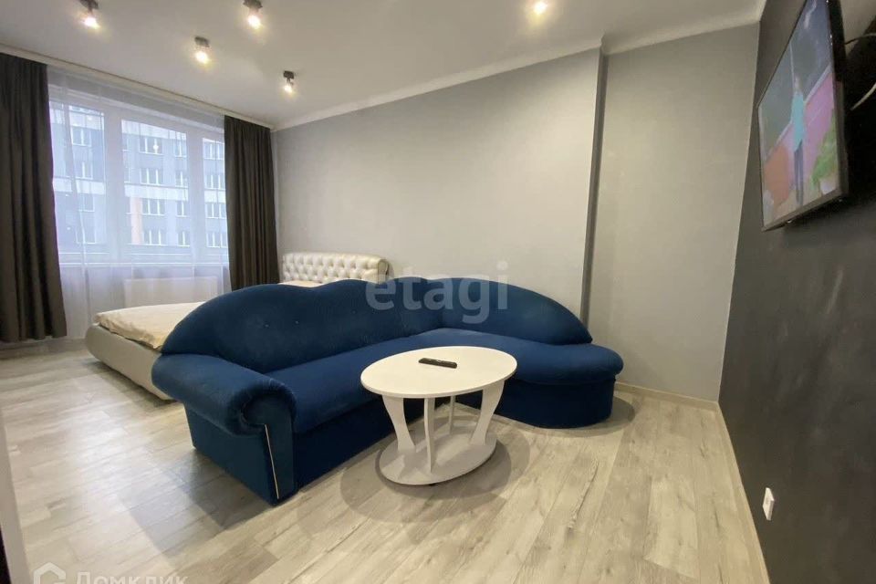 Продаётся 1-комнатная квартира, 53.3 м²