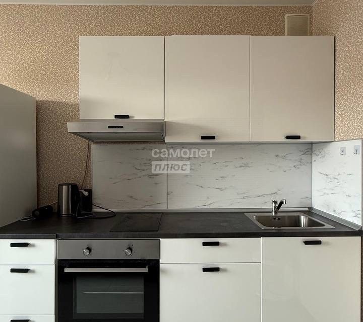 Продаётся 1-комнатная квартира, 41 м²