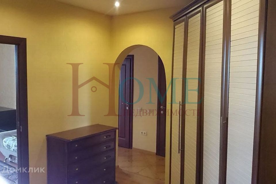 Сдаётся 1-комнатная квартира, 50 м²