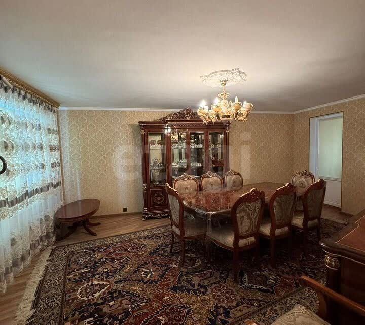 Продаётся 3-комнатная квартира, 77 м²