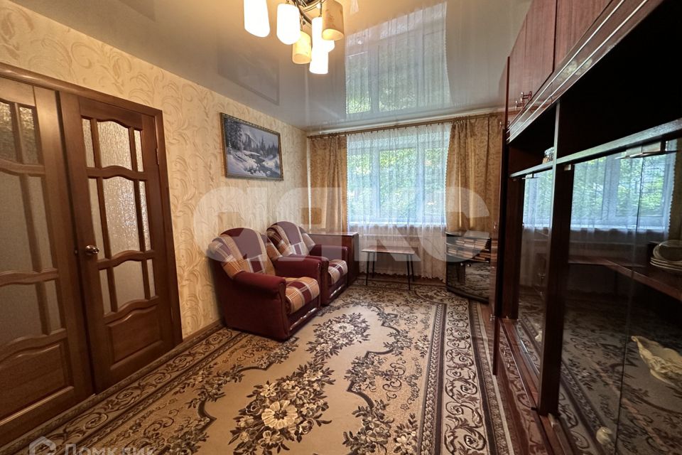 Продаётся 3-комнатная квартира, 43 м²
