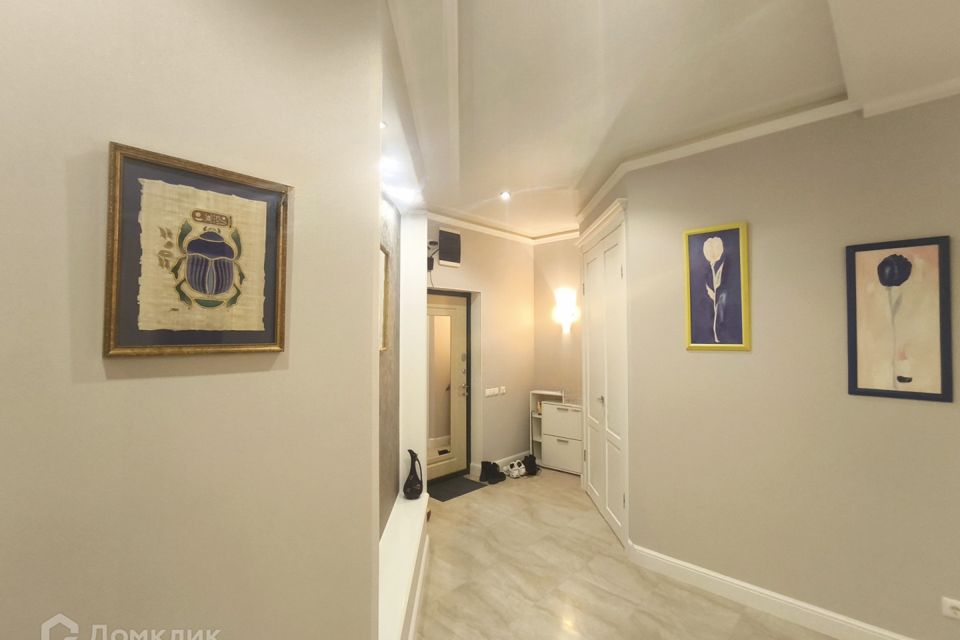 Продаётся 3-комнатная квартира, 90 м²