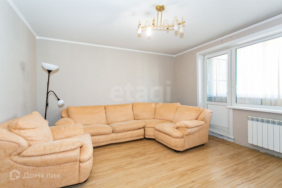 Продаётся 4-комнатная квартира, 83 м²