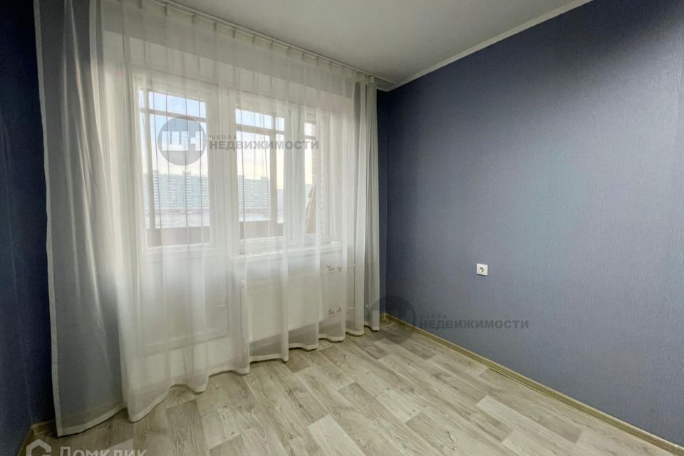 Продаётся комната в 6-комн. квартире, 25 м²