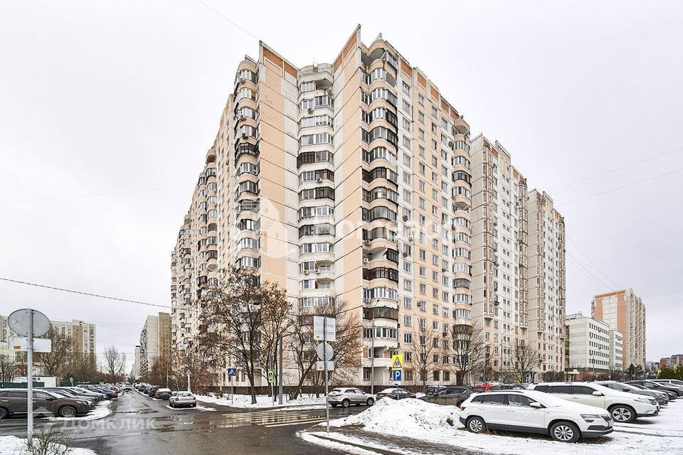 Продаётся 1-комнатная квартира, 35.7 м²