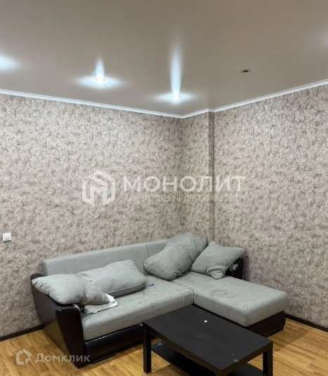 Сдаётся 1-комнатная квартира, 43 м²