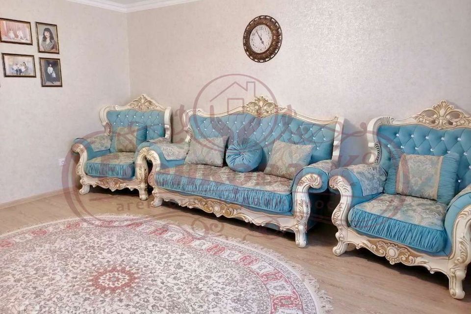 Продаётся 4-комнатная квартира, 100.1 м²