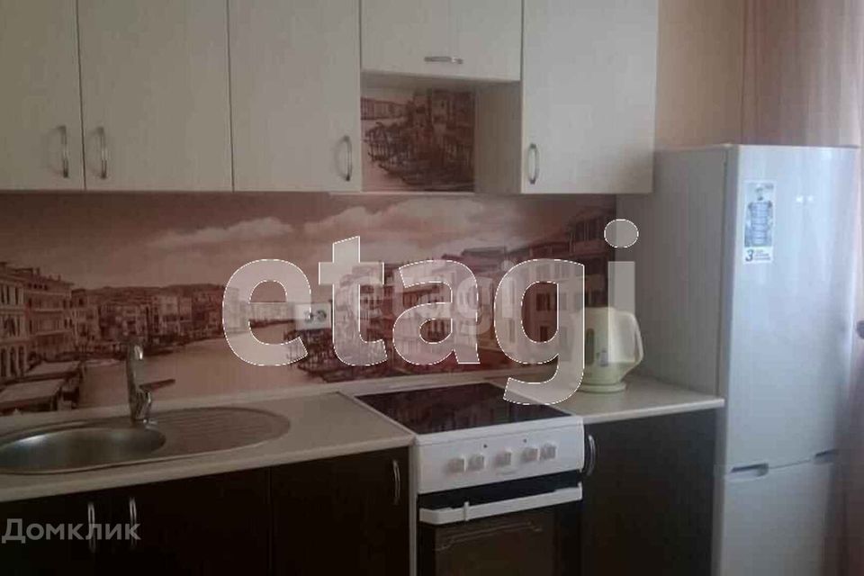 Сдаётся 1-комнатная квартира, 37 м²