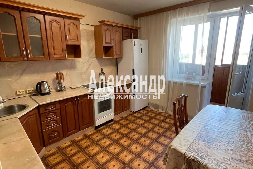 Сдаётся 2-комнатная квартира, 66.8 м²