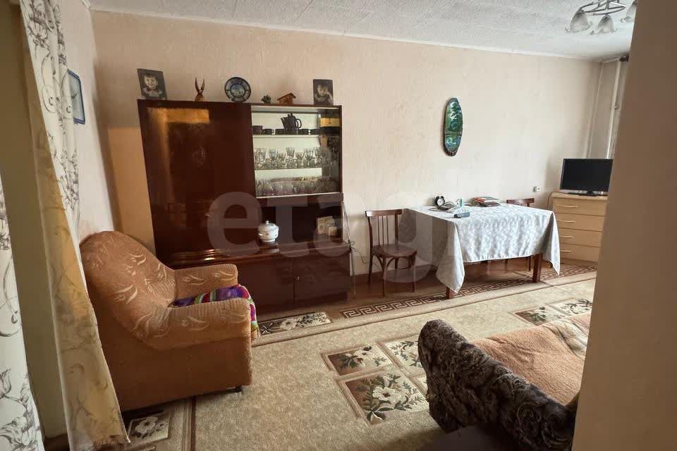 Продаётся 3-комнатная квартира, 56 м²