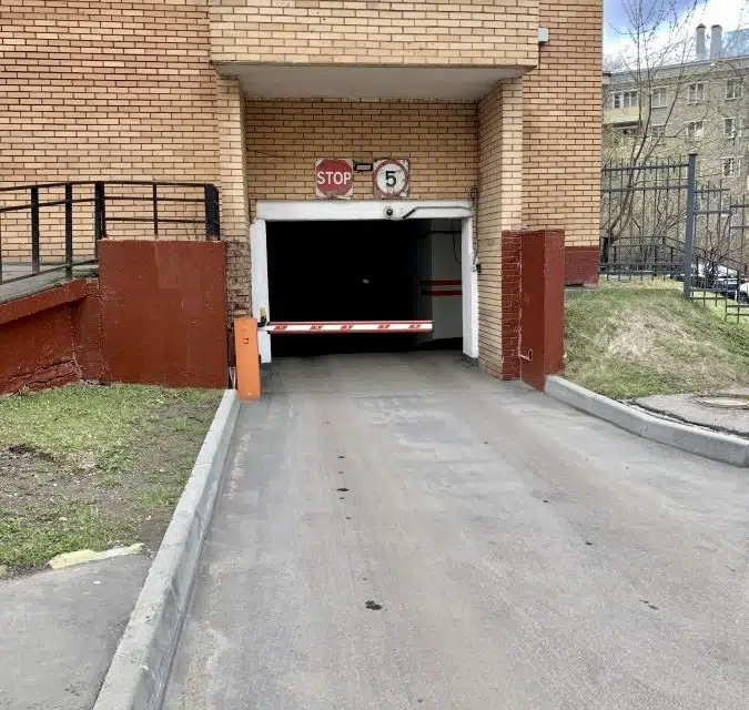 Продаётся гараж, 18 м²