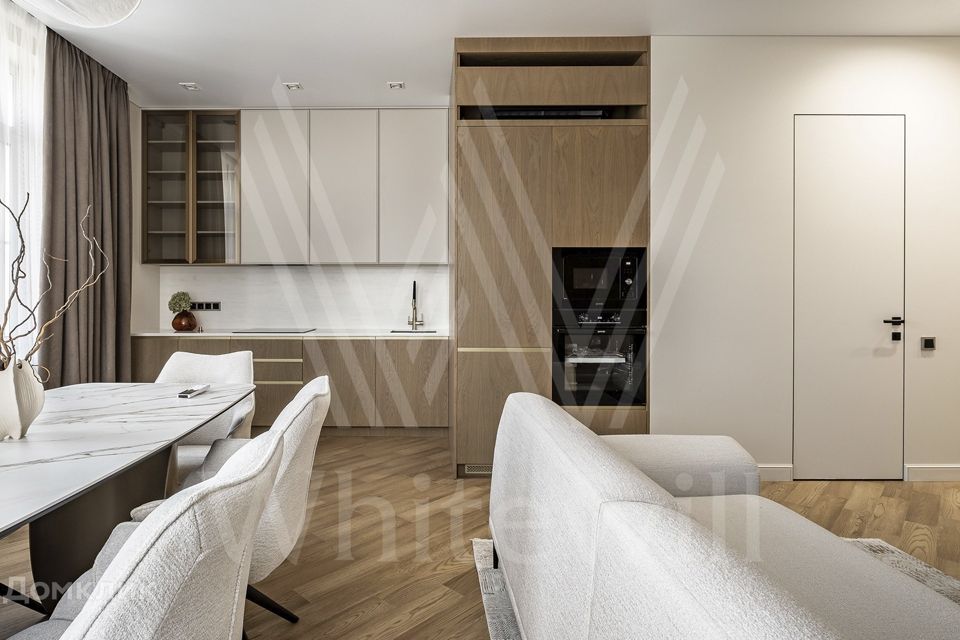Продаётся 4-комнатная квартира, 98 м²