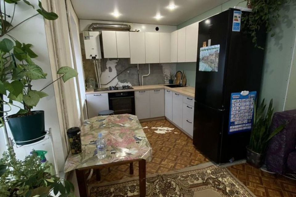 Продаётся 3-комнатная квартира, 54 м²