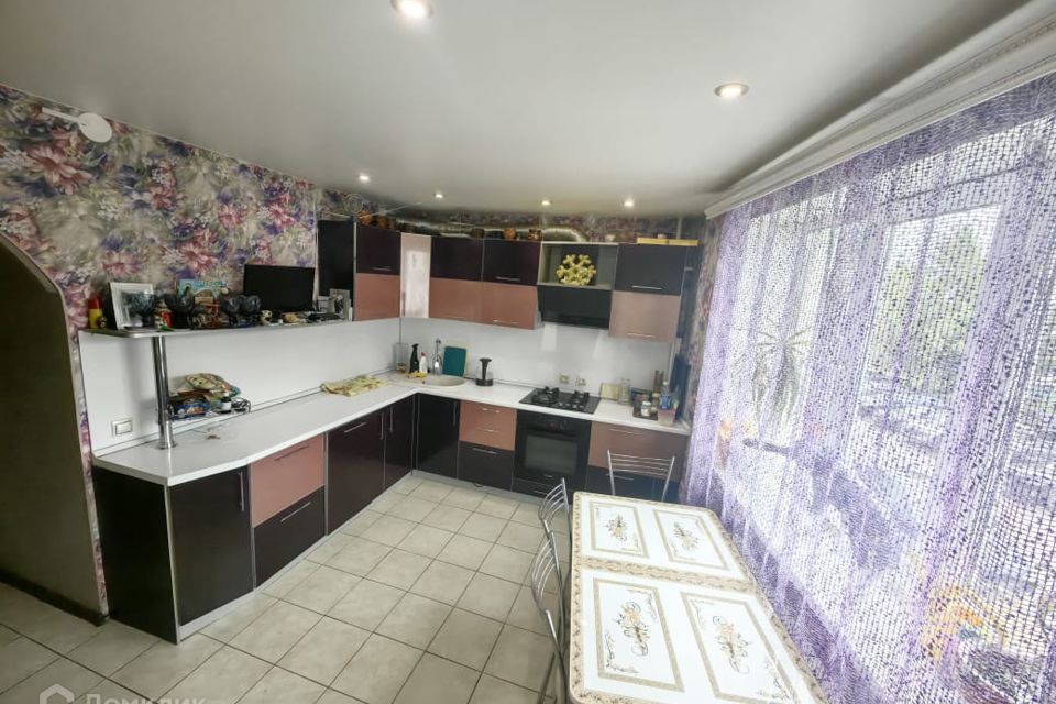 Продаётся 2-комнатная квартира, 67.1 м²