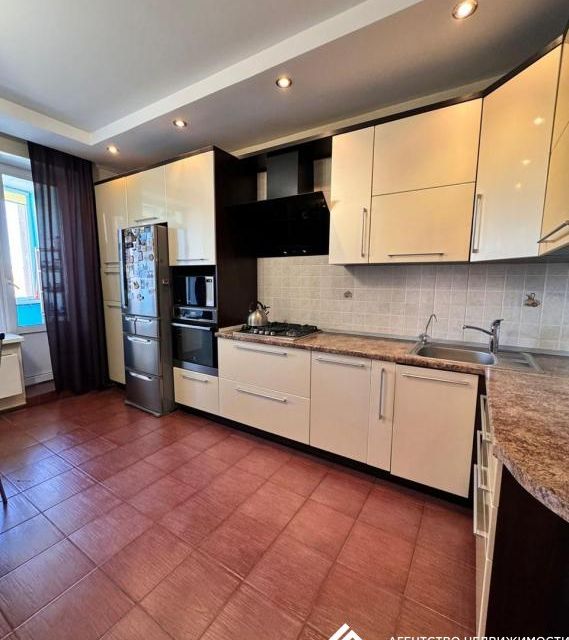 Продаётся 3-комнатная квартира, 89.1 м²