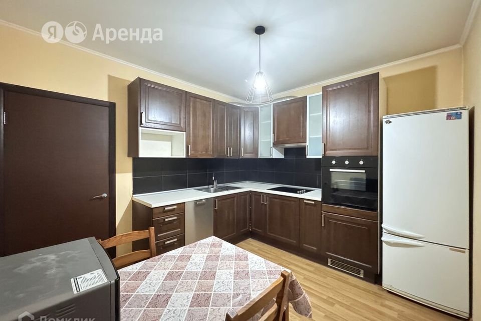 Сдаётся 3-комнатная квартира, 77 м²