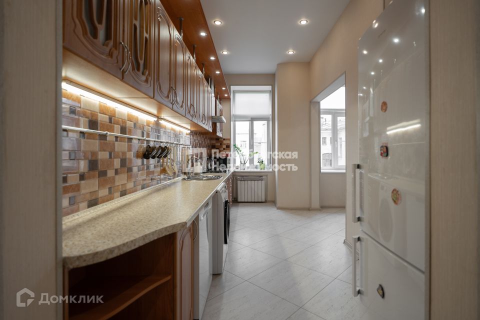 Продаётся 3-комнатная квартира, 76.5 м²