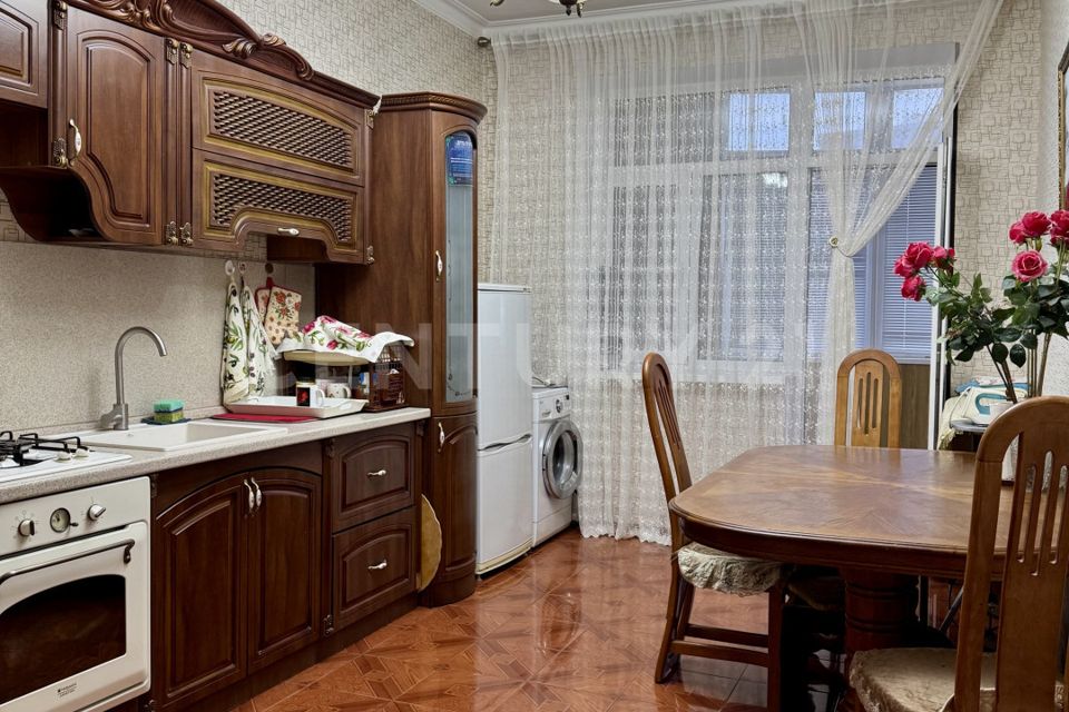 Продаётся 3-комнатная квартира, 88 м²