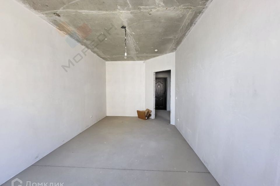 Продаётся 1-комнатная квартира, 41.8 м²