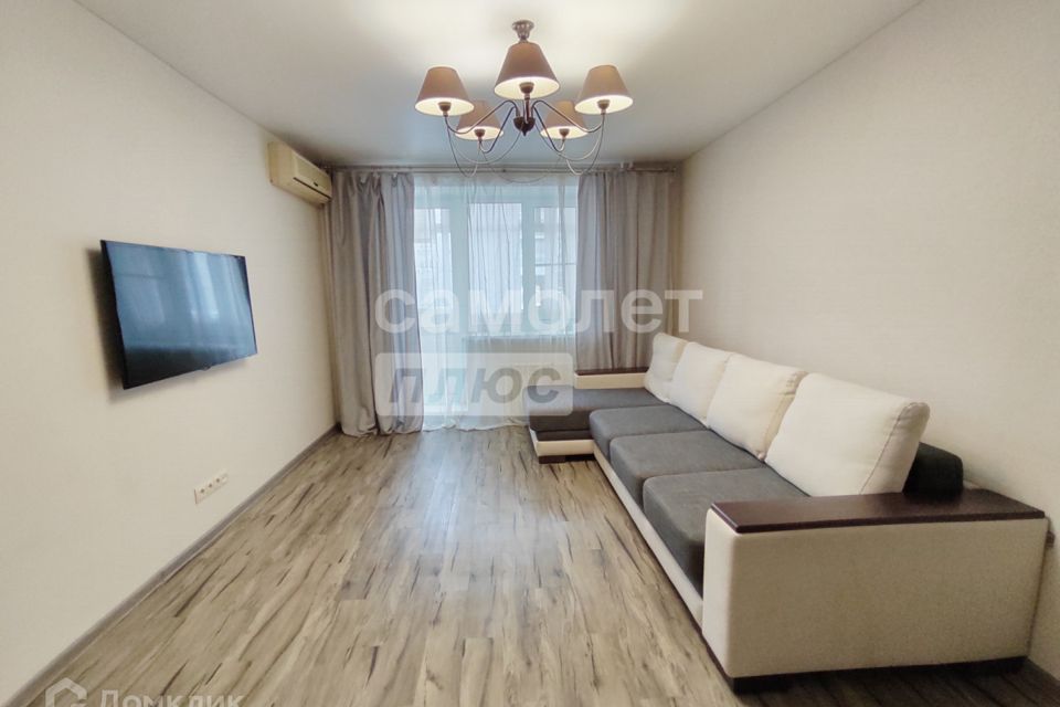 Сдаётся 2-комнатная квартира, 52.8 м²