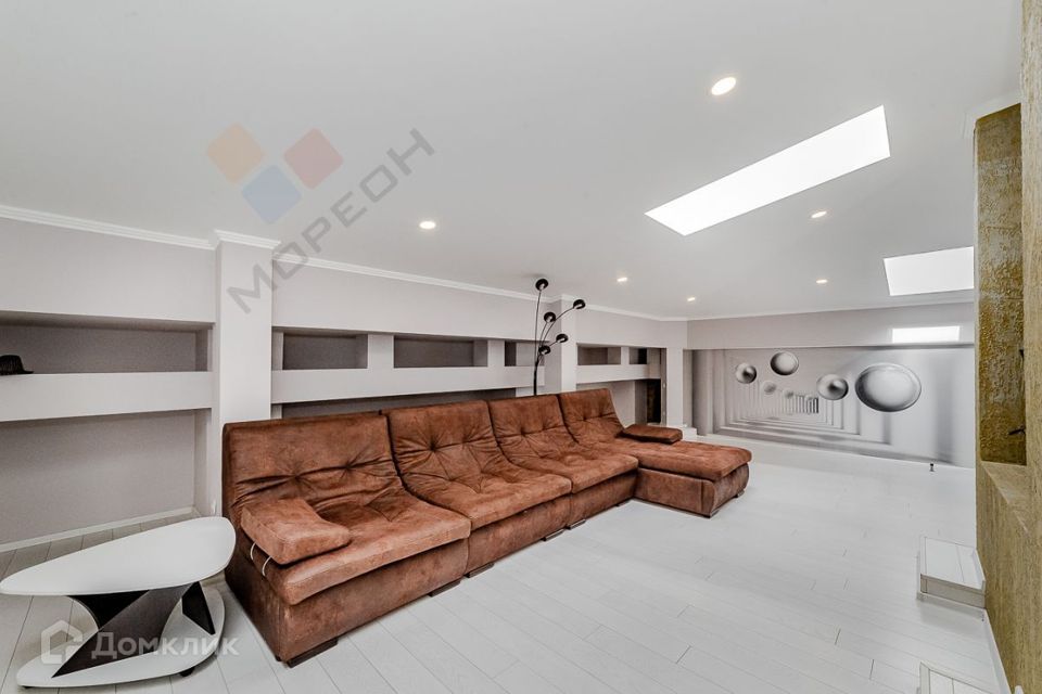 Продаётся 2-комнатная квартира, 97.3 м²