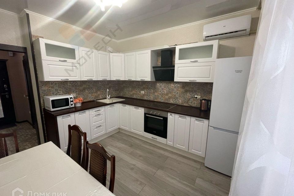 Продаётся 1-комнатная квартира, 40.6 м²