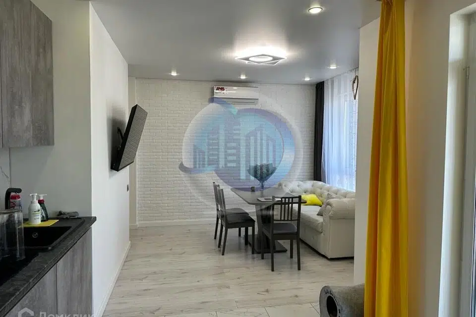 Продаётся 3-комнатная квартира, 74.4 м²