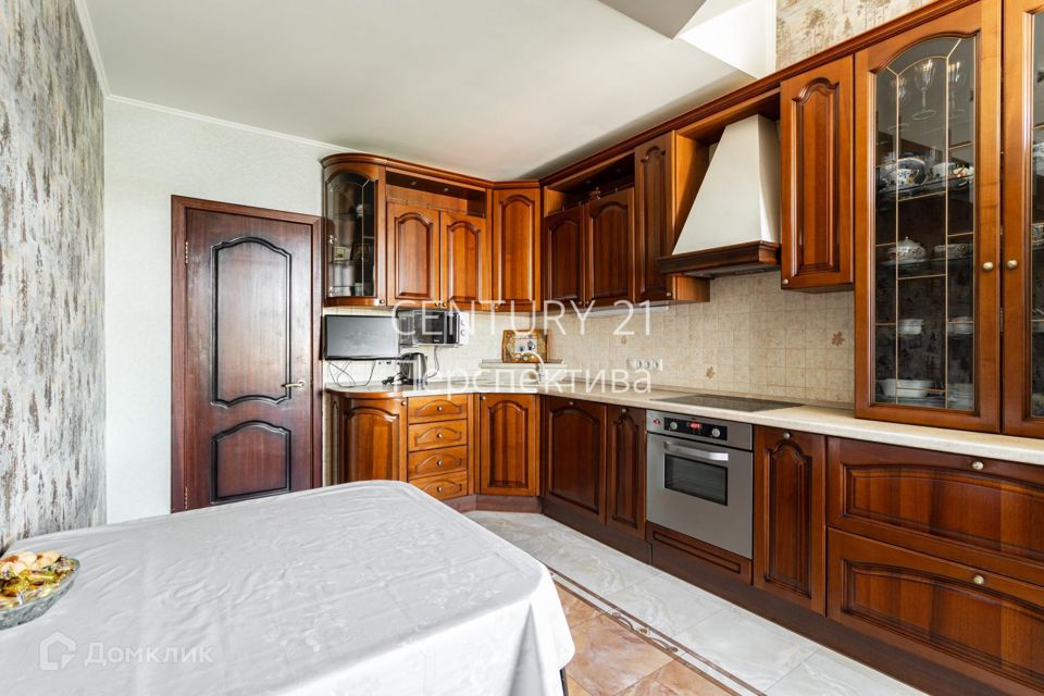 Продаётся 2-комнатная квартира, 56.7 м²