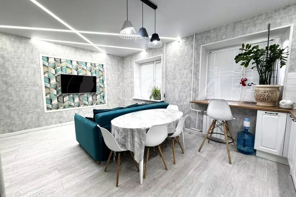 Продаётся 4-комнатная квартира, 85.2 м²