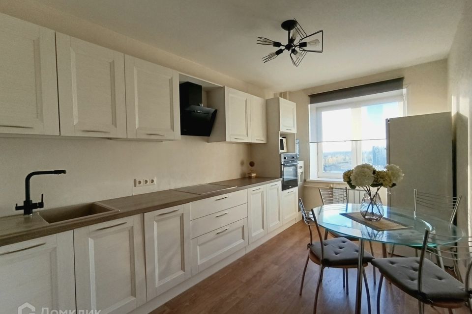 Продаётся 2-комнатная квартира, 58 м²