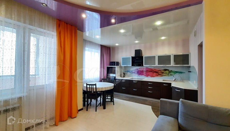 Продаётся 1-комнатная квартира, 64.2 м²