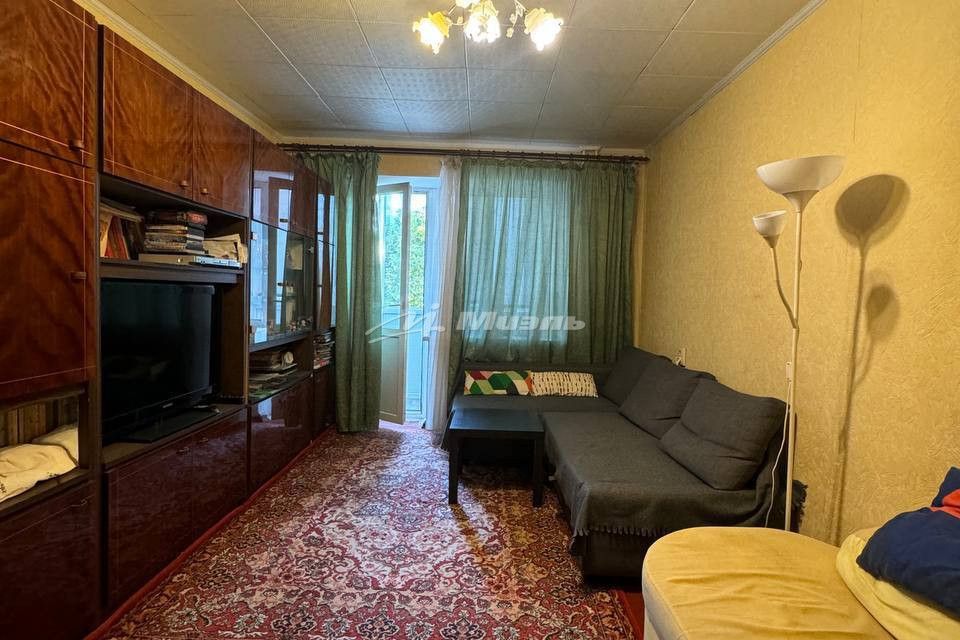 Продаётся 3-комнатная квартира, 58.5 м²