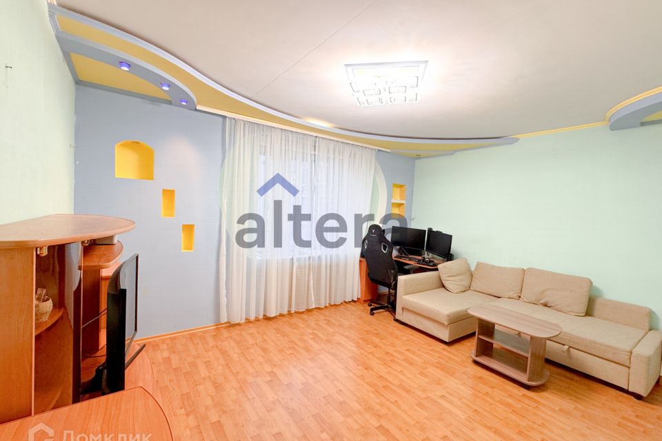 Продаётся 1-комнатная квартира, 42.8 м²
