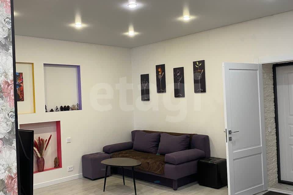 Продаётся 1-комнатная квартира, 46.7 м²
