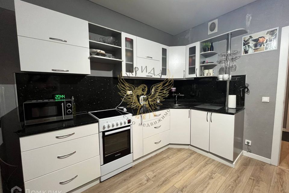 Продаётся 2-комнатная квартира, 65 м²