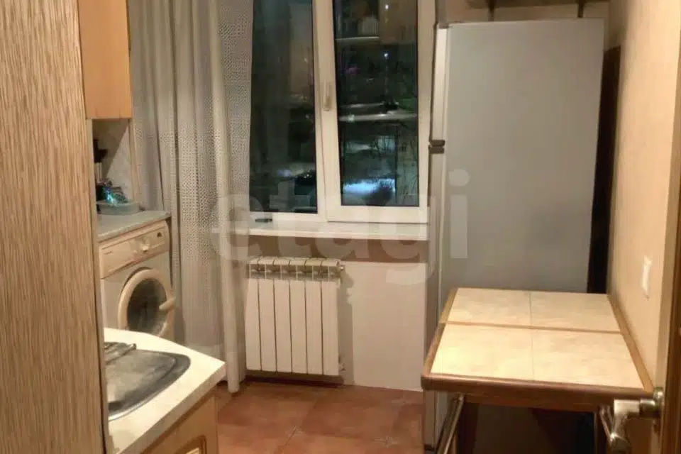 Продаётся 4-комнатная квартира, 72.6 м²