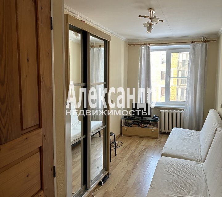 Продаётся 3-комнатная квартира, 56 м²