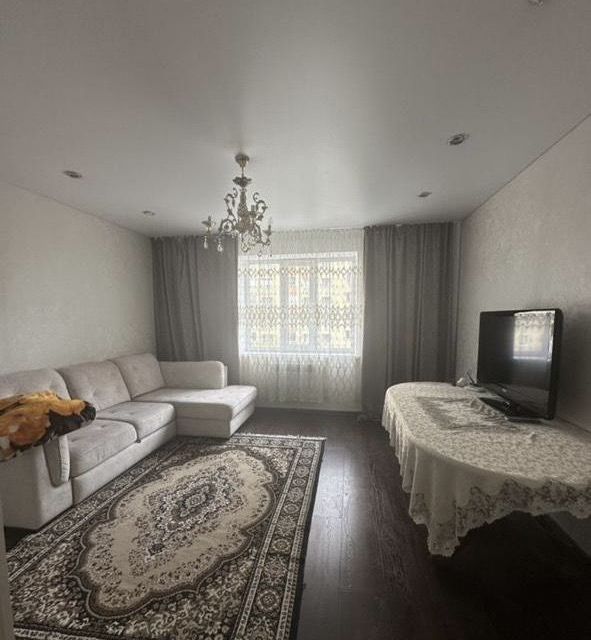 Сдаётся 2-комнатная квартира, 55 м²