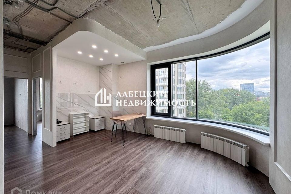 Продаётся 3-комнатная квартира, 65 м²