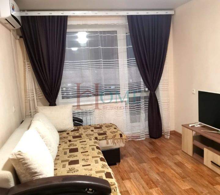 Сдаётся 1-комнатная квартира, 42 м²