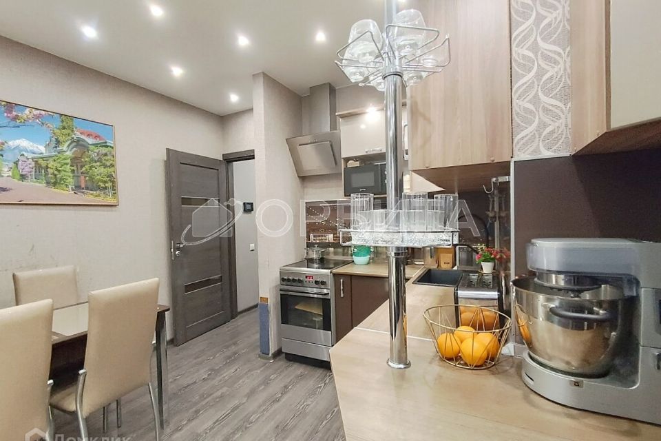 Продаётся 1-комнатная квартира, 52 м²